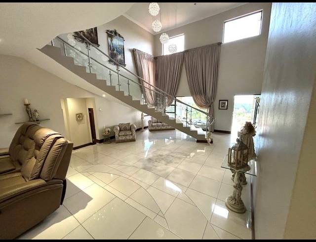 5 BEDROOM HOUSE FOR SALE IN BLUE SADDLE RANCHES